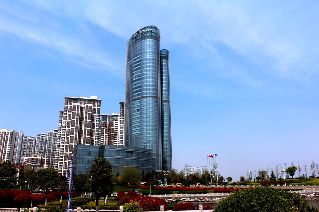 Pullman Linyi Lushang Exterior foto